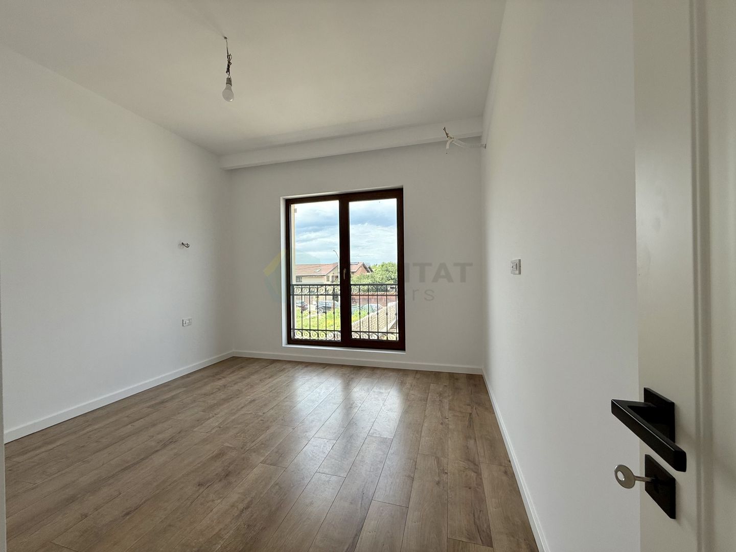 Vila Individuala 4 camere, curte 380 mp Lacul Pasarea - Poză 11