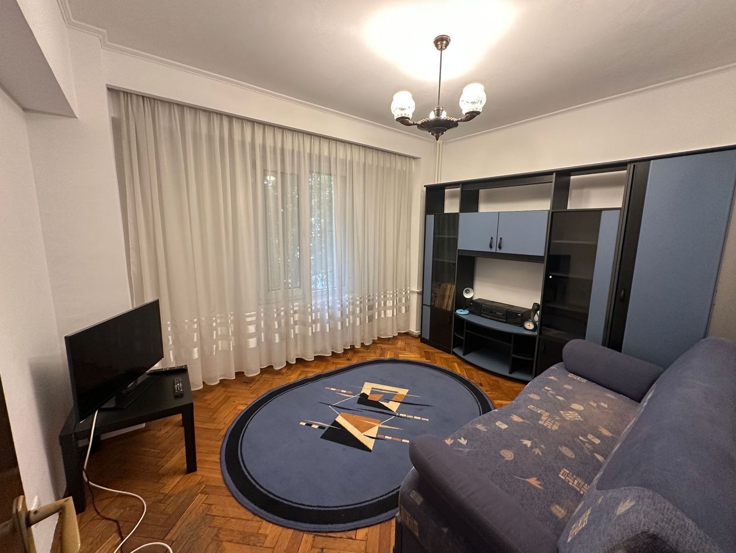 Apartament incapator cu trei camere, zona Vatra Luminoasa - Poză 8