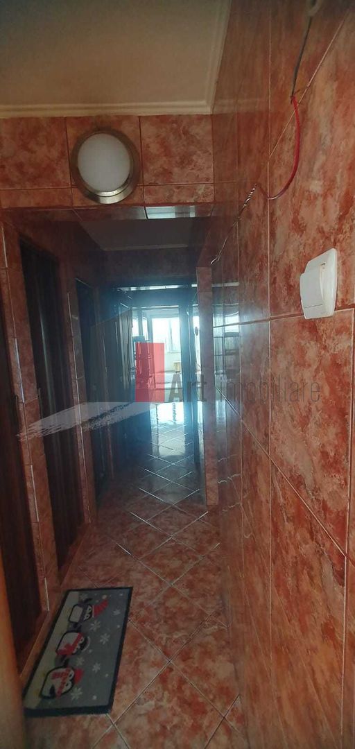 Vand apartament 4 camere  90 mp Militari Politehnica - Poză 2