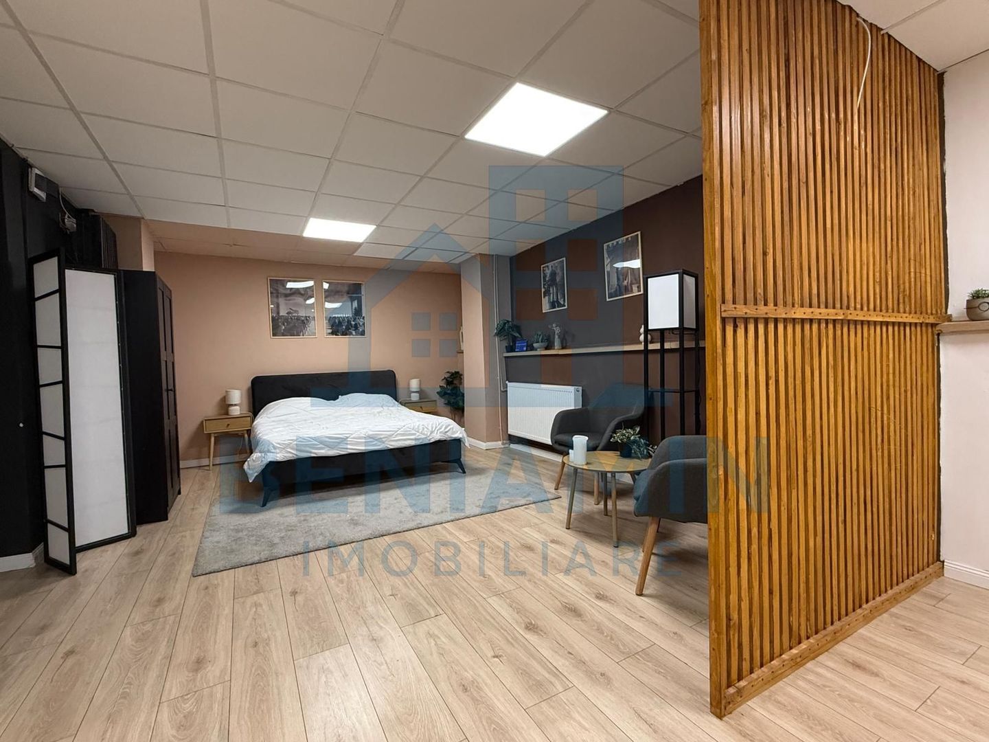 2 camere independente - ultracentral - pretabil si Booking -modern - Poză 1