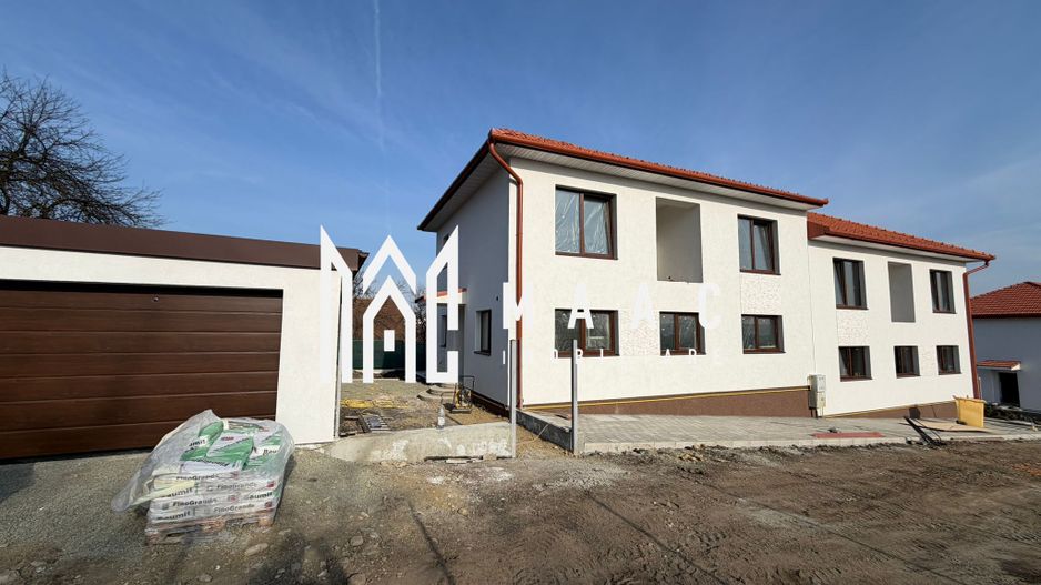 Casă Tip Duplex | 4 Camere | 2 Balcoane | Terasă | Șura Mică - Poză 3