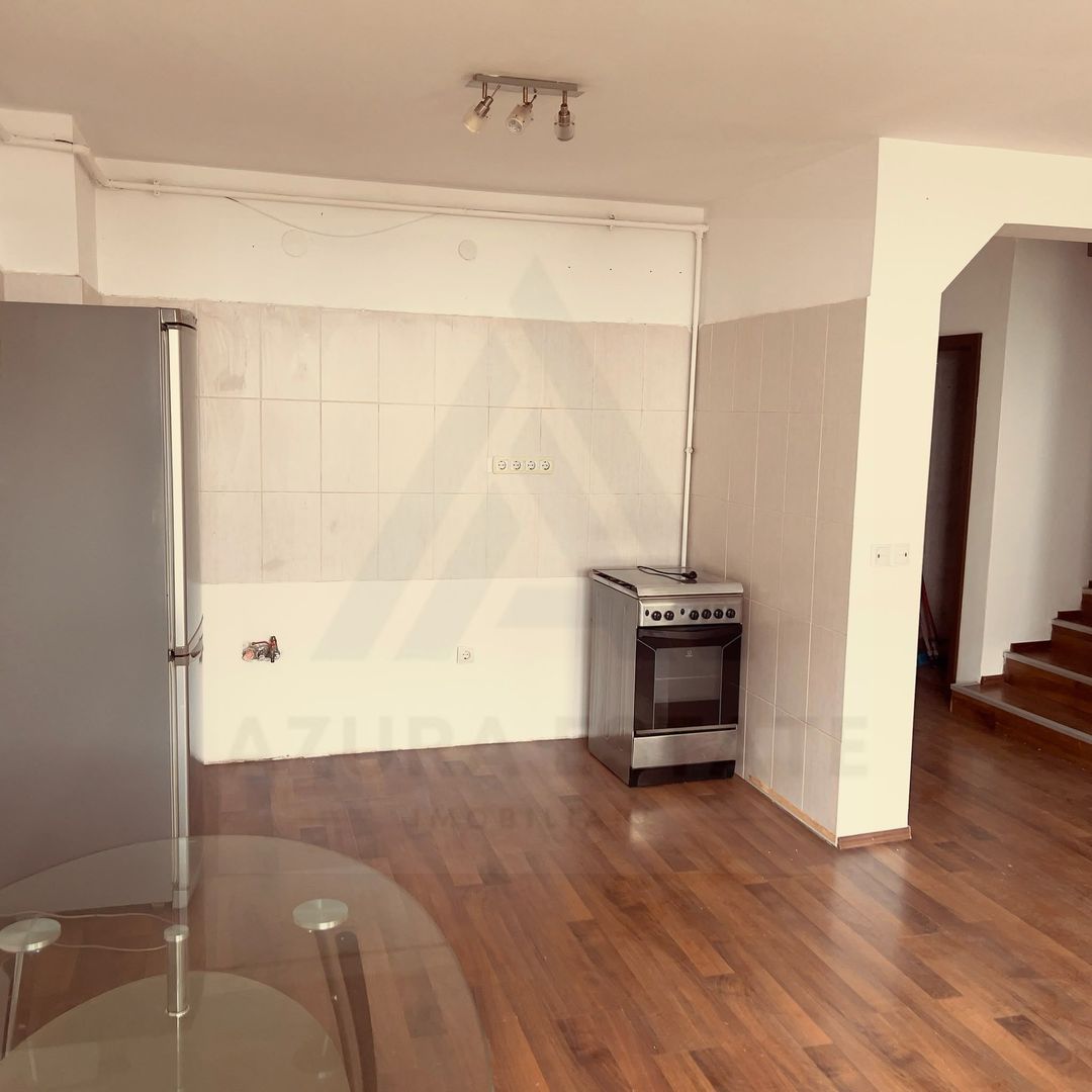 Casă cu 4 camere, curte proprie și 2 balcoane – Șelimbăr - Poză 13