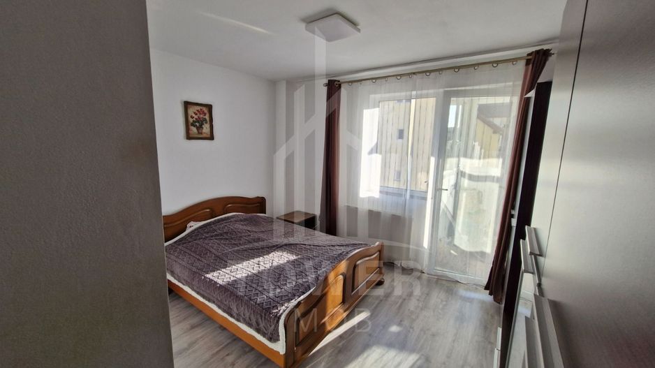 Apartament cu 3 camere - Frunzei - Poză 3