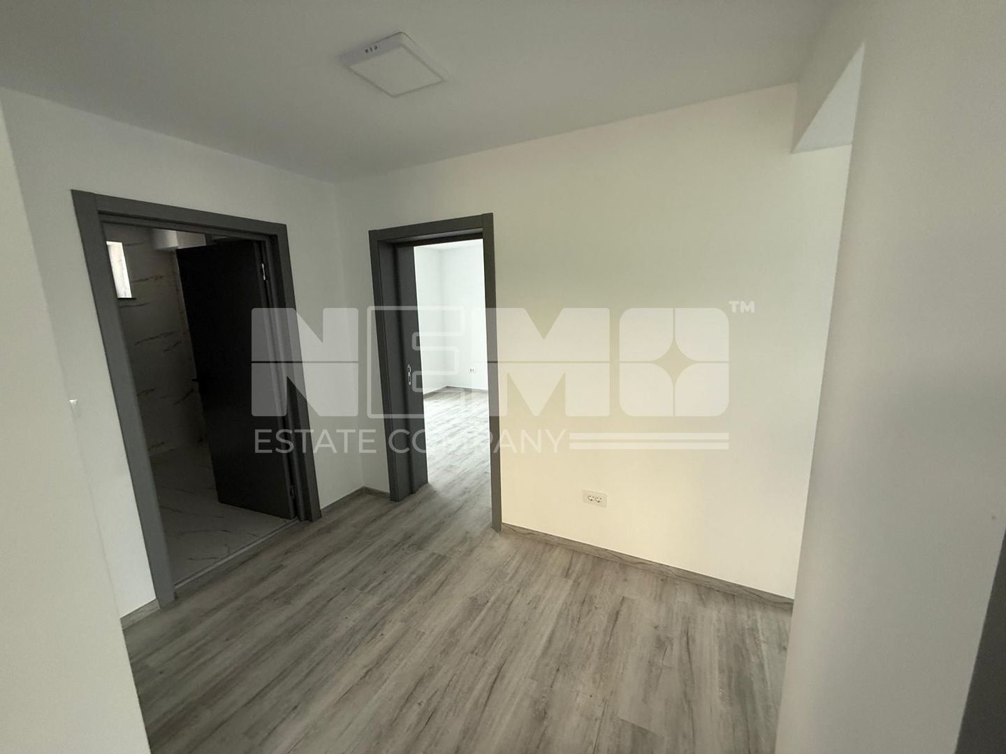 Închiriez Spațiu Birouri | Zonă Centrală | 1.000€/lună - Poză 2