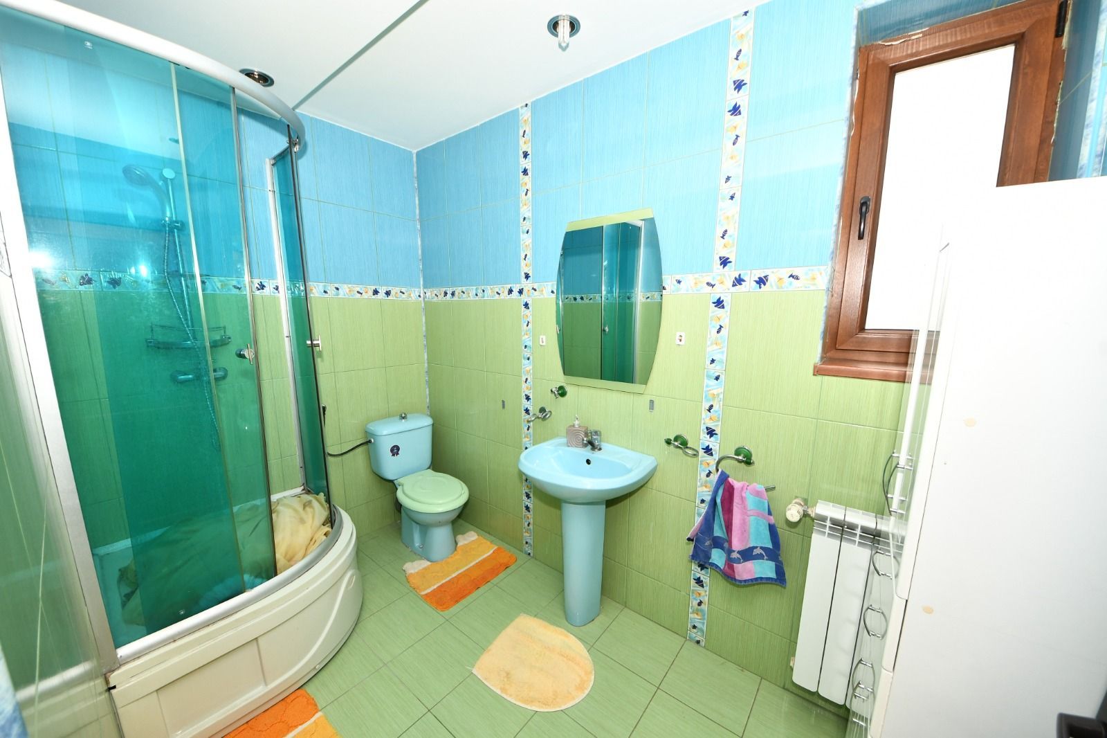 Vila spatioasa, constructie solida, zona micro 17 – Galati - Poză 51