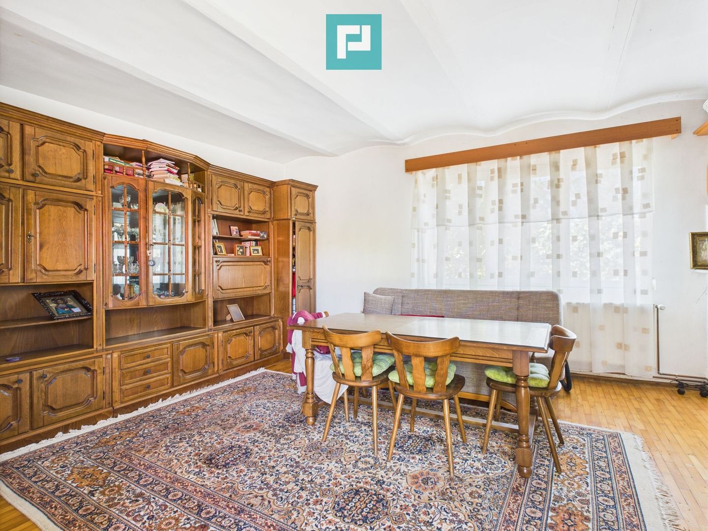 Casă cu 4 camere și teren de 1450 mp în Aradul Nou - Poză 10