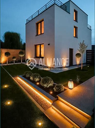 PALAZU MARE(COD 05) - Curte proprie. Vedere panoramică spre lac. - Poză 4