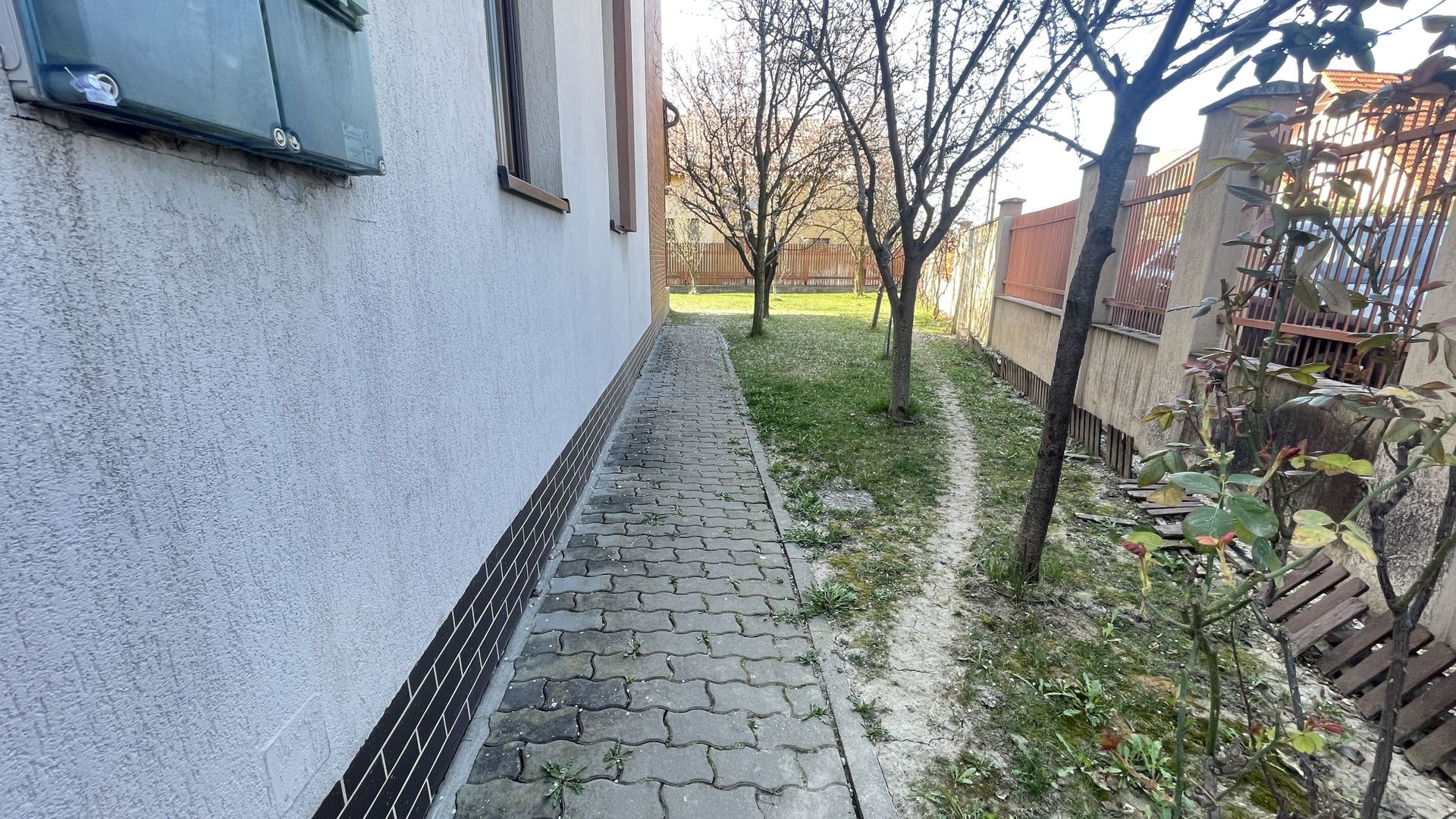 Casa eleganta si luminoasa,situata in zona de case -Mehala - Poză 35