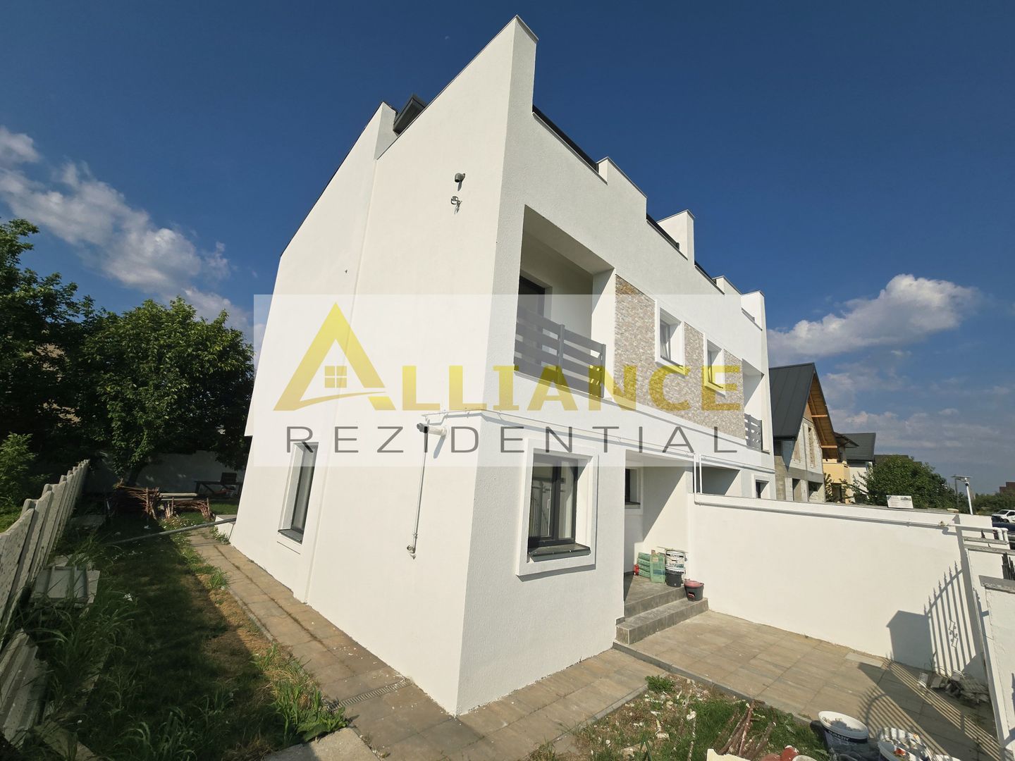 Vila cu lipire la calcan-p+1E+M ( mansarda cu terasa) - Poză 2