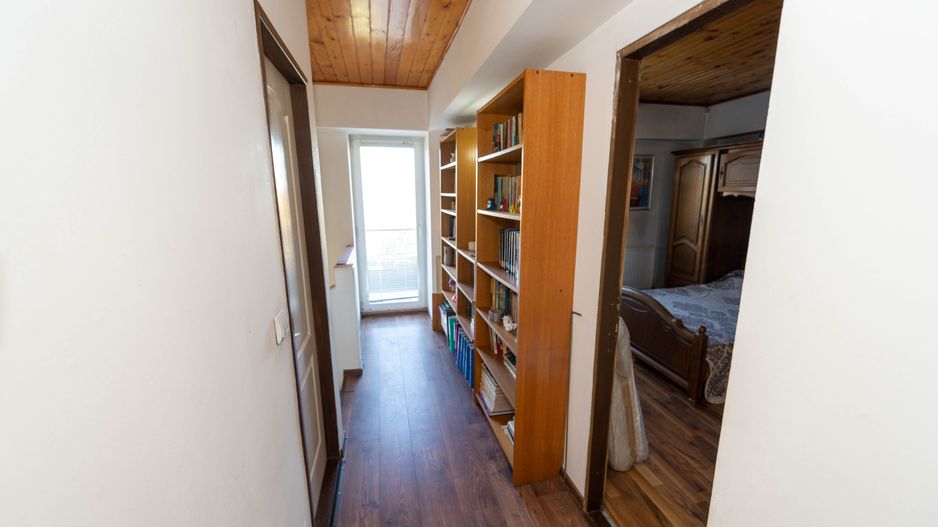 Casa cu 4 camere de vanzare Domnesti - Poză 16