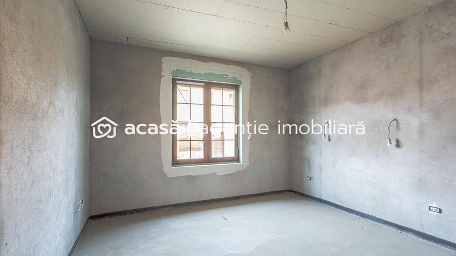 Casă / Vilă semifinisată cu destinații multiple zona centrală - Poză 14