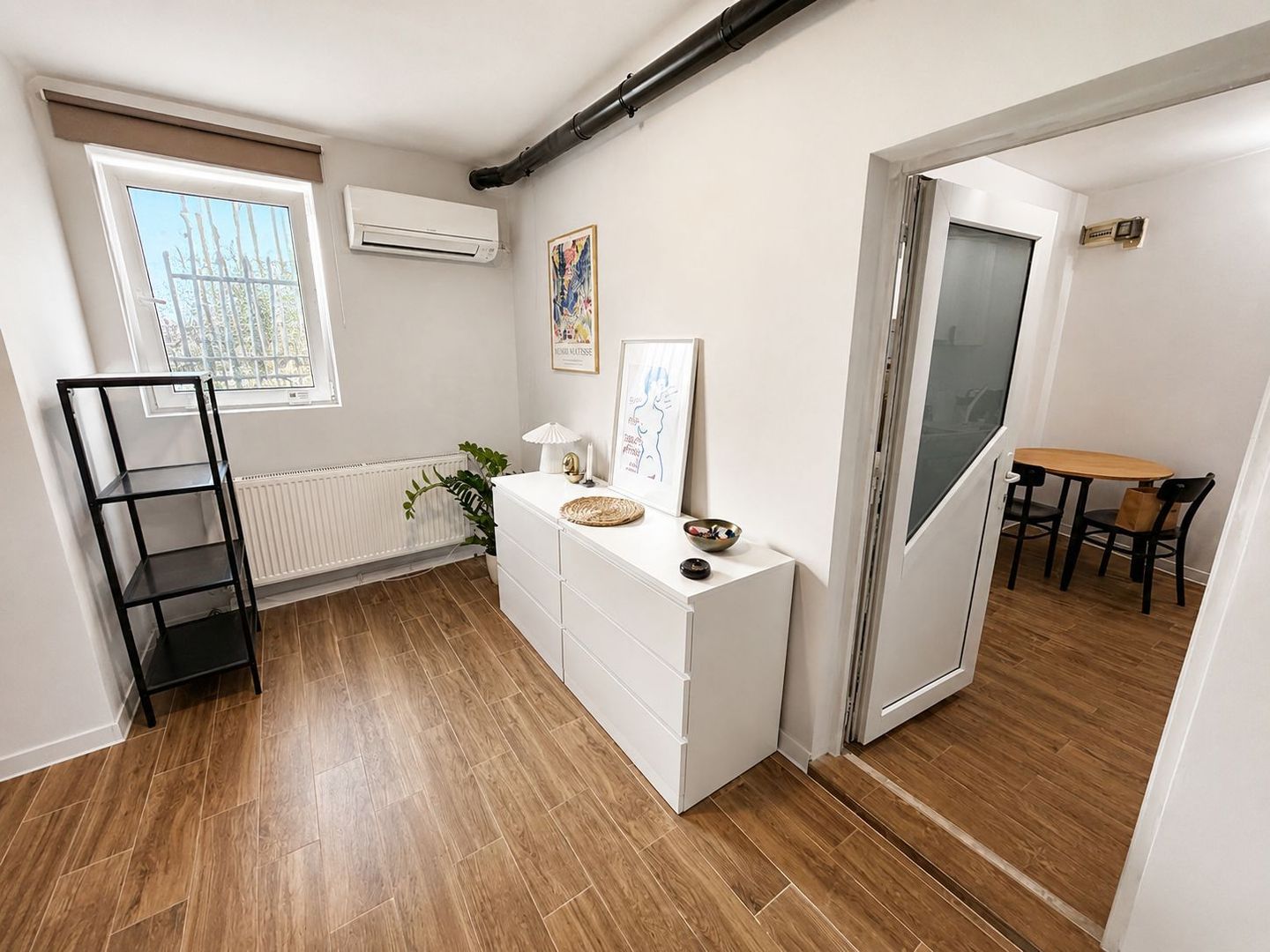 Garsonieră renovată Vilă interbelică 1932 Piața Romană | 28 mp Demisol - Poză 10