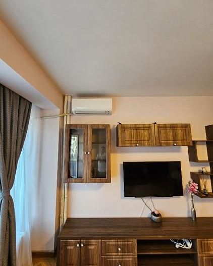 Închiriere 2 camere Nerva Traian, centrala proprie, parcare, 2 balcoane - Poză 5