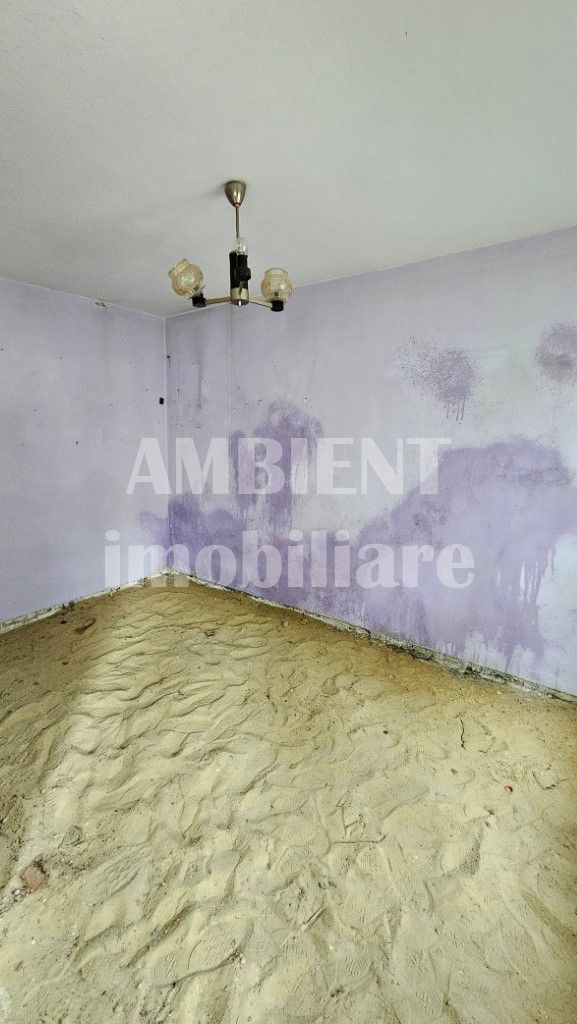 Apartament 3 camere, în renovare, zona Avântului; - Poză 5
