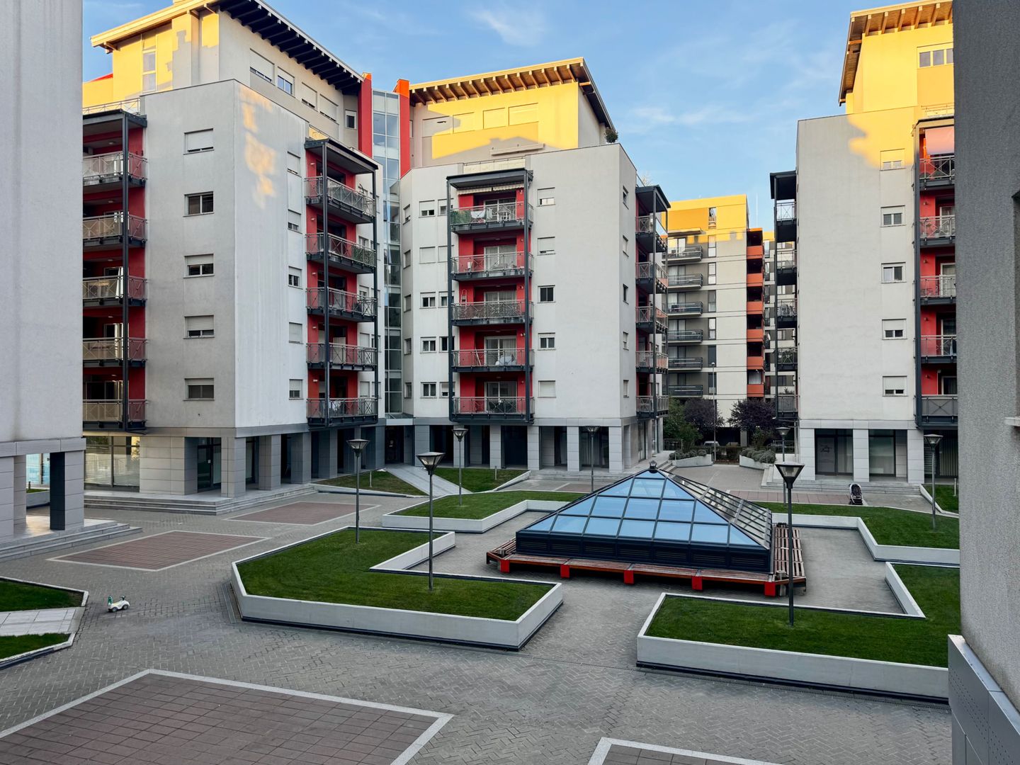 Apartament 2 camere,  spatios, cu parcare subterana, Torontalului RING - Poză 17