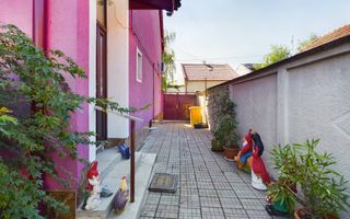 Casă individuală cu 4 camere, zonă centrală - Poză 24