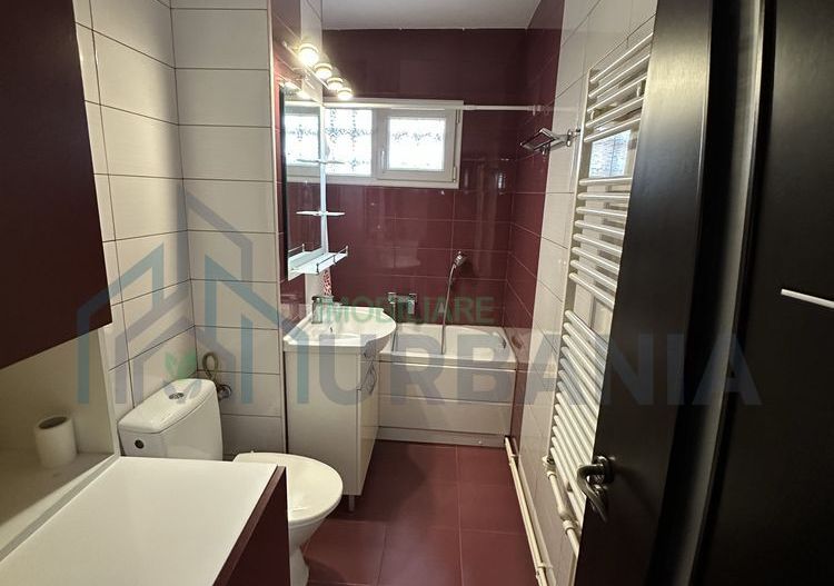 Apartament 2 camere, Podu Roș, mobilat și utilat complet - de închiriat - Poză 8