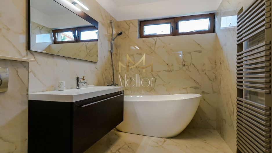 Ap spatios 4 camere, garaj, Andrei Muresanu, zona strazii Trifoiului - Poză 15