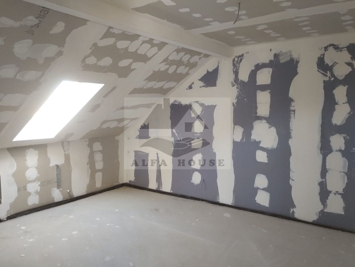 Casa individuala Sacele, 150 mp, 231 mp teren, renovata integral 2025 - Poză 16