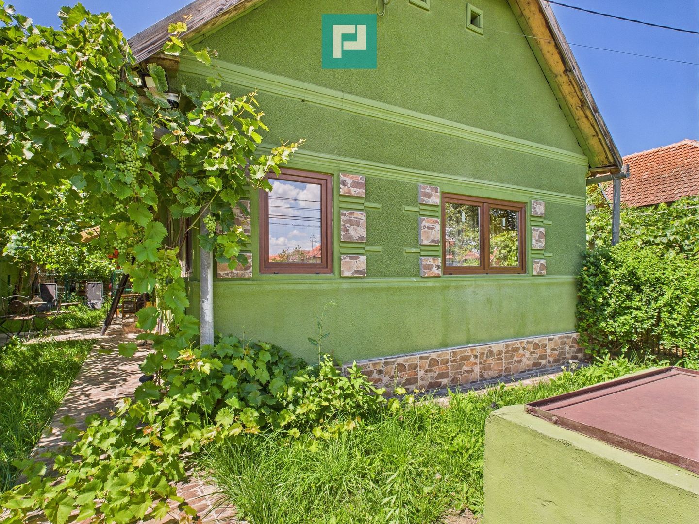 Casă de vacanța cu 2 camere,  zonă idilică în Tauț - Poză 2