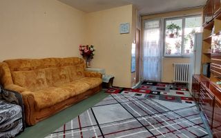 Vanzare garsoniera cu balcon Piata Minis, Costin Georgian, Titan - Poză 1