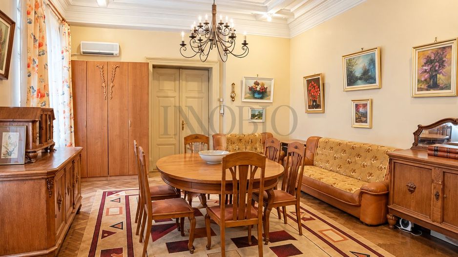 Apartament 4 camere in Vilă interbelică | Str. Pitar Moș - Romana - Poză 2