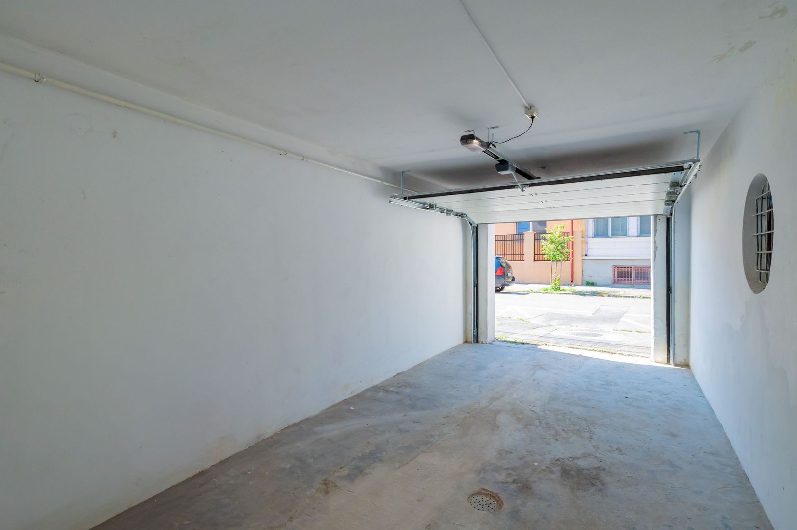 Raritate | Casa Căsătoriilor | Apartament în vilă, curte, 2 garaje! - Poză 20