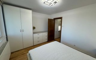 Apartament cu 3 camere, 65 mp, decomandat, zona Semicentral - Poză 4