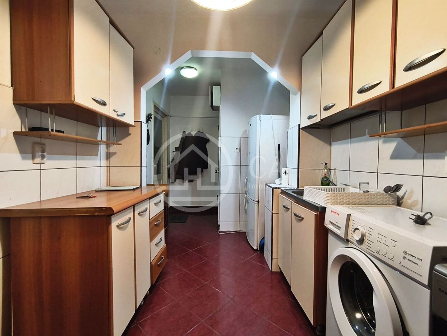 Apartament de închiriat cu 3 camere in zona Rogerius, Oradea - Poză 9