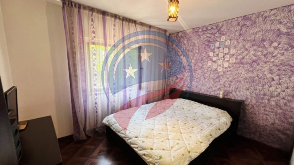 Apartament de vânzare - Poză 2