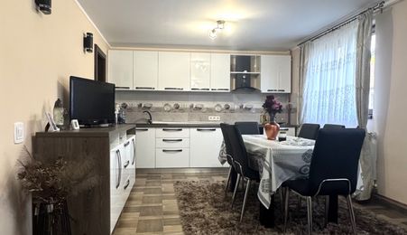 Casă 3 camere I 1250 mp teren I Porumbacu de jos-sat Colun