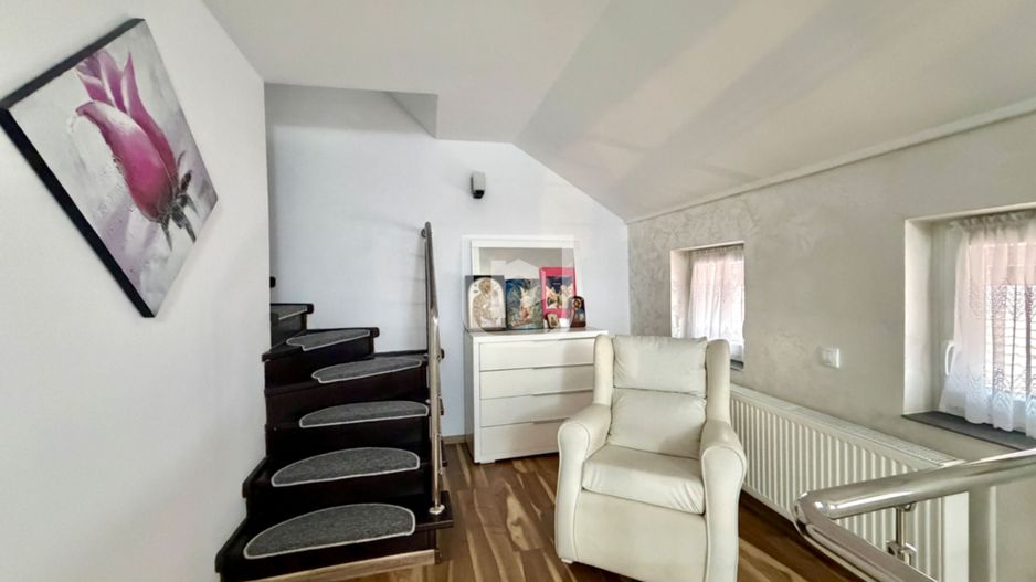 Triplex LUX în centrul Frasin – complet mobilat - Poză 8