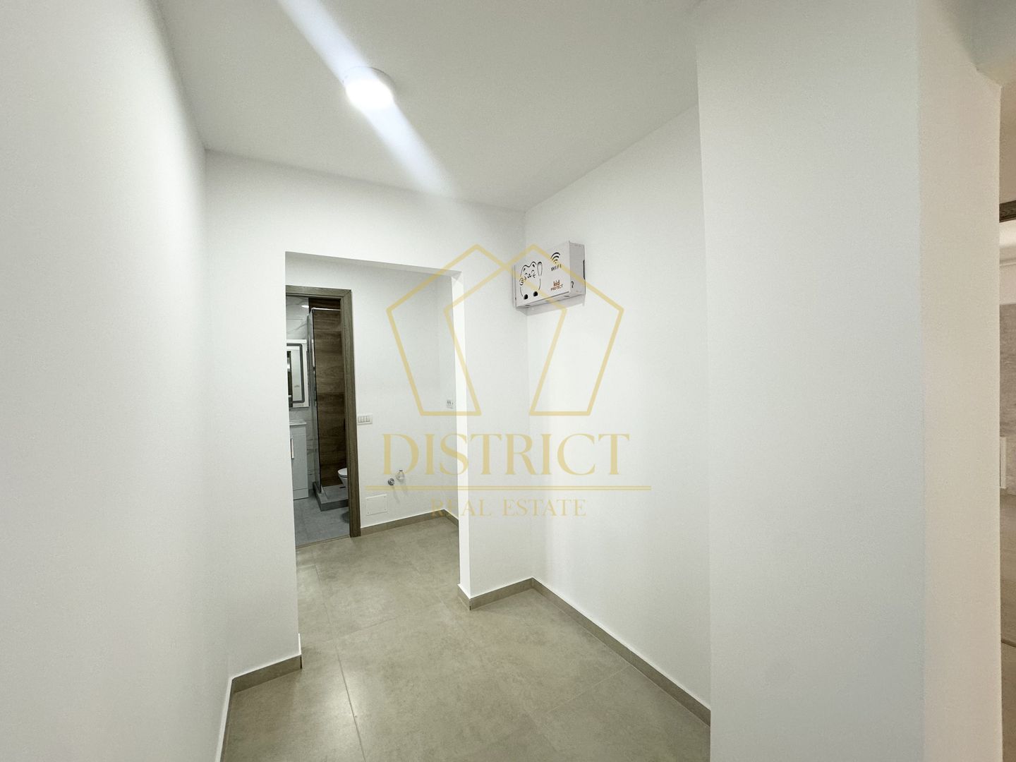 Apartament cu 4 camere decomandat | Etaj 1 | Complexul Studentesc - Poză 12