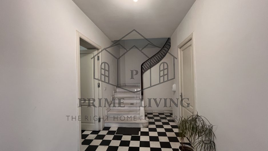 VILA INTERBELICĂ LA INCHIRIERE IN ZONA 1 MAI - Poză 2