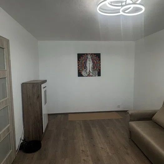 Apartament renovat complet  //  utilat  //  vedere panoramica - Poză 2