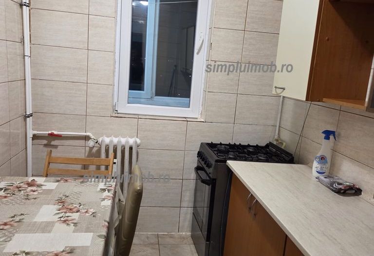 2 Camere Spatios Etaj Intermediar Sector 4 - Poză 5