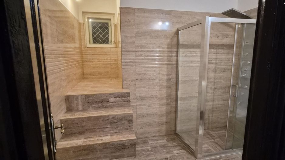 De vânzare Vilă individuala 11 camere curte proprie Parcul Carol - Poză 19