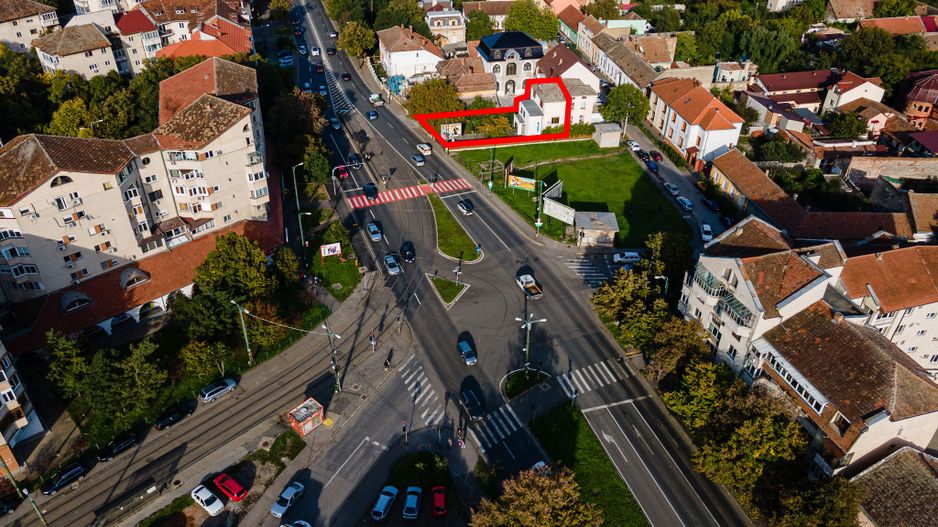 Inchiriat - Spatiu birouri 135 mp | Curte privata, 6 locuri parcare - Poză 2