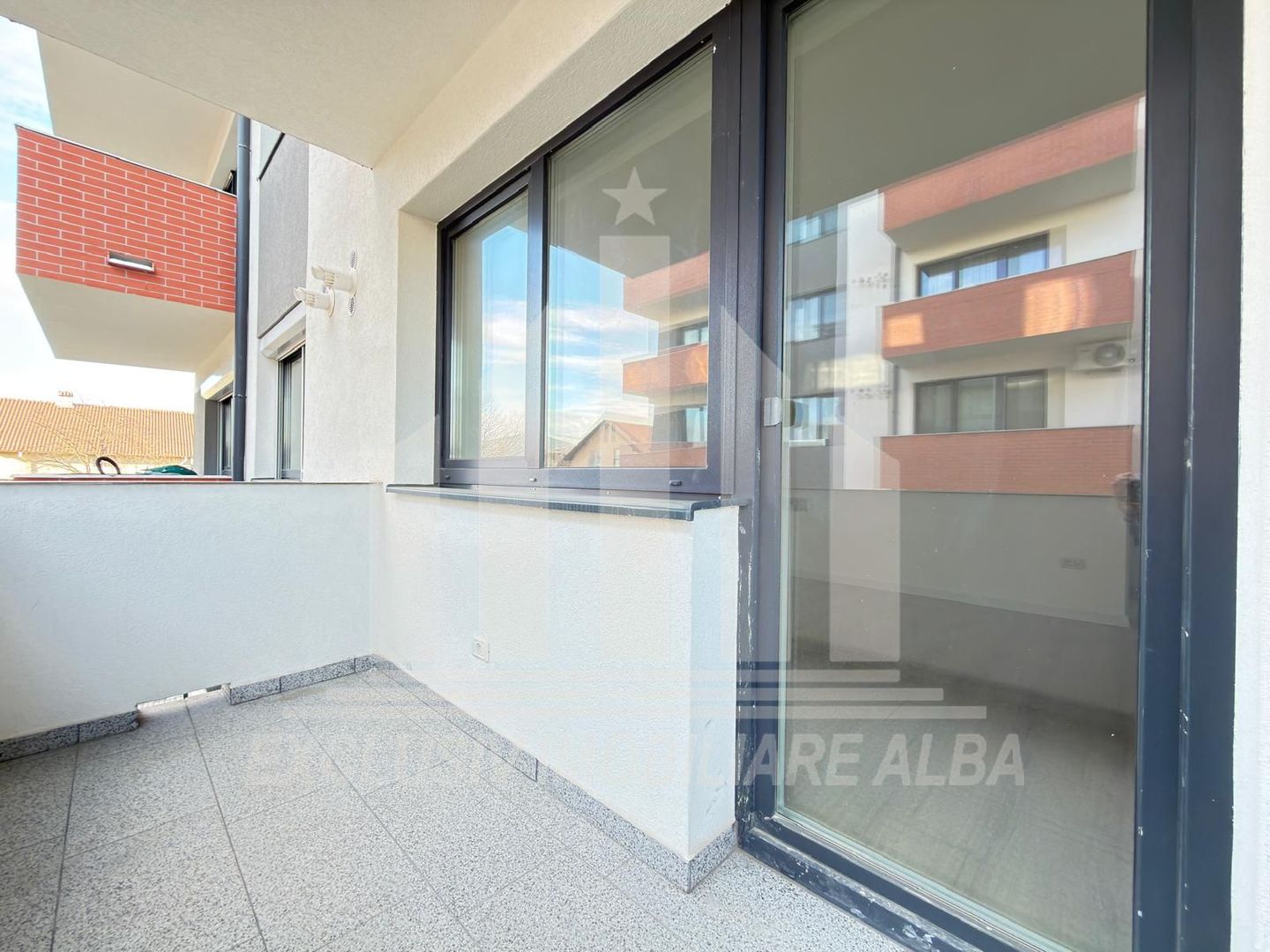 Garsoniera prima inchiriere | 31 mp | Etaj 1 | Bloc Nou | Alba-Micesti - Poză 5