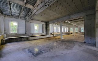 Clădire mixta -3600 mp - Poză 18