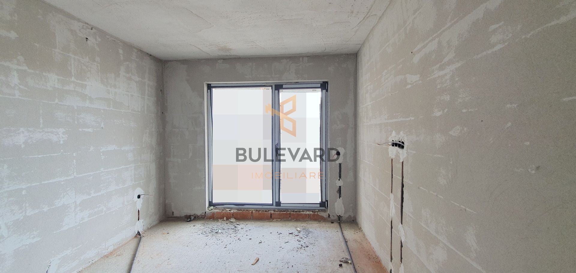 Apartament cu 3 camere/terasa 19 mp/ zona strazii Eroilor! - Poză 3