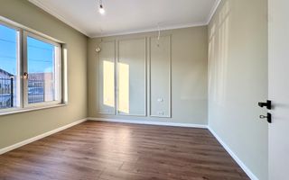 Duplex modern cu grădină, la intrare în Moșnița Nouă - Poză 19