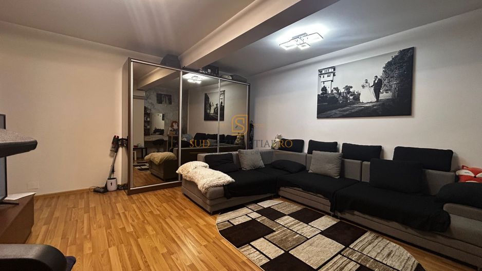 Apartament cu 2 camere de vanzare, decomandat, Soseaua Oltenitei - Poză 1