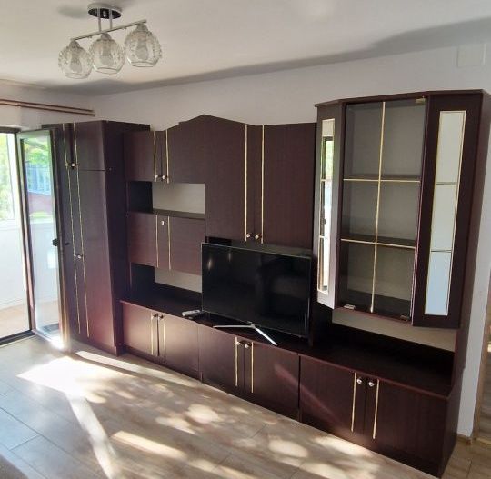 Apartament  2 camere Girocului etaj 2 cu centrala - Poză 1