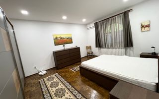 VANZARE 3 CAMERE | PARTER CASA INTERBELICA | 2 CURTI PROPRII | ZONA BELVEDERE - Poză 4