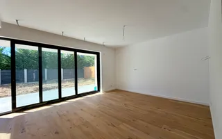 Vila Mediteraneana P+1E // 5 camere / 136 mp utili /garaj / Tunari - Poză 16