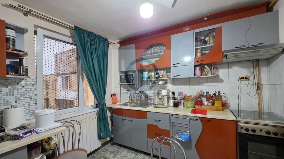 Apartament 3 camere decomandat, Deva - Str. Progresului  65 mp Etaj 4 - Poză 8