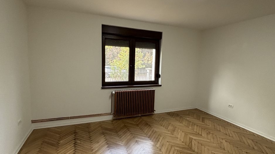 Apartament generos la casa,zona Bogdanestilor - Poză 1
