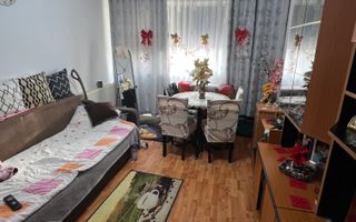 Apartament 2 camere de vânzare – Micro 7, Strada Pinilor | Etaj 10/10 - Poză 2
