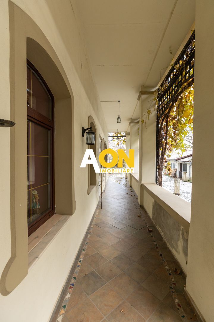 Casa din secolul XIX, ultrafinisata, ultracentral, 855 mp teren - Poză 24
